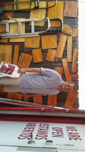 Wine Store «Happy Wine Calle Ocho», reviews and photos, 5792 SW 8th St, Miami, FL 33144, USA