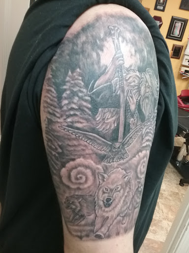 Tattoo Shop «Envisions Ink», reviews and photos, 690 S Salem Rd, Conway, AR 72034, USA