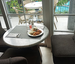 Djoeragan Resto & Lounge photo