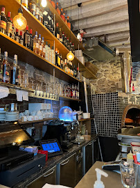 Atmosphère du ENZA FAMIGLIA Pizzeria à Paris - n°14