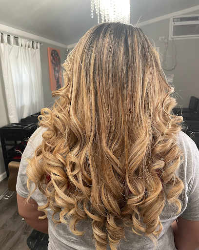 Beauty Salon «Zuni Hair Dominican Salon», reviews and photos, 358 N 4th St, Reading, PA 19601, USA