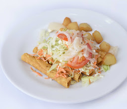 Antojitos mexicanos \