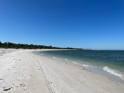 Zdjęcie Lovers Key beach z przestronna linia brzegowa