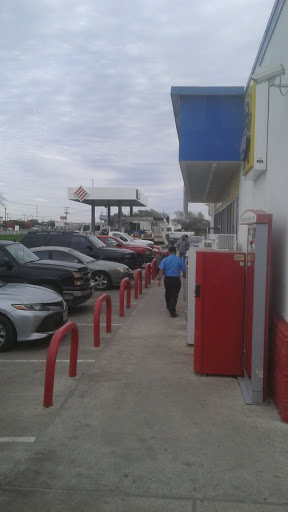 Convenience Store «Stripes», reviews and photos, 2815 E Main St, Uvalde, TX 78801, USA