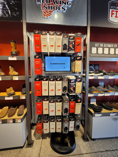 Shoe Store «Red Wing», reviews and photos, 11614 N Dale Mabry Hwy, Tampa, FL 33618, USA