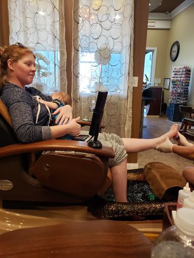 Nail Salon «4 Season Nail», reviews and photos, 506 S Main St, Leitchfield, KY 42754, USA