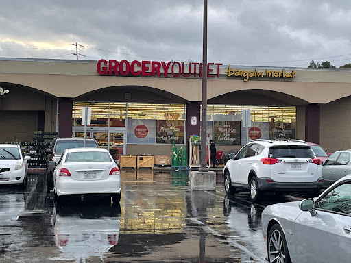 Grocery Store «Grocery Outlet Bargain Market», reviews and photos, 1320 Railroad Ave, Livermore, CA 94550, USA