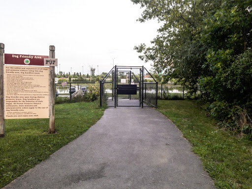 Dog Park «Beck Lake Off-Leash Dog Area», reviews and photos, 9700 Gloria Ct, Glenview, IL 60025, USA