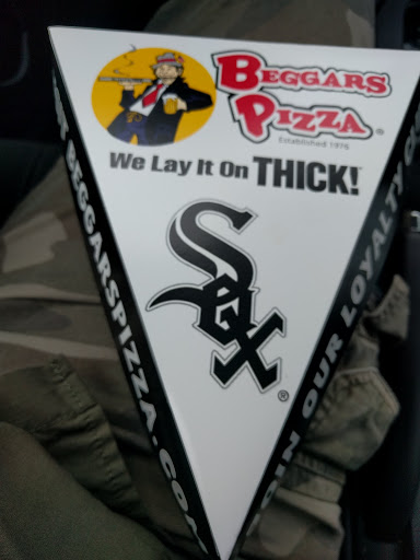 Pizza Restaurant «Beggars Pizza», reviews and photos, 9515 W 191st St, Mokena, IL 60448, USA