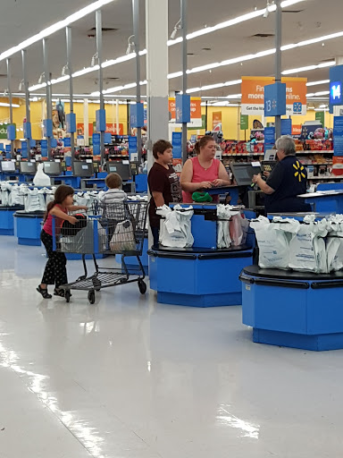 Department Store «Walmart Supercenter», reviews and photos, 1455 E Lake Cook Rd, Wheeling, IL 60090, USA