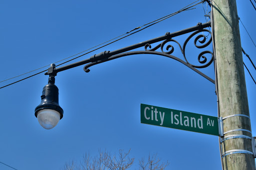 Auto Body Shop «City Island Auto Body And Towing», reviews and photos, 138 City Island Ave, Bronx, NY 10464, USA