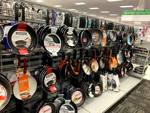 Shopping Mall «Diplomat Mall Shopping Center», reviews and photos, 1725 E Hallandale Beach Blvd, Hallandale Beach, FL 33009, USA