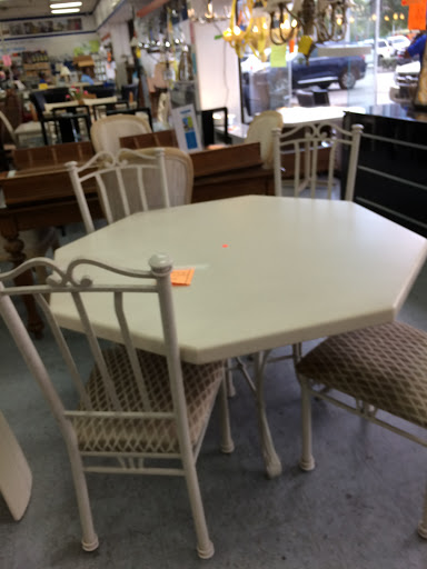 Home Improvement Store «Habitat ReStore of Broward», reviews and photos, 505 W Broward Blvd, Fort Lauderdale, FL 33312, USA