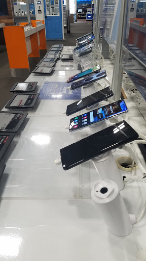 Electronics Store «Best Buy», reviews and photos, 300 State Route 18 #4, East Brunswick, NJ 08816, USA
