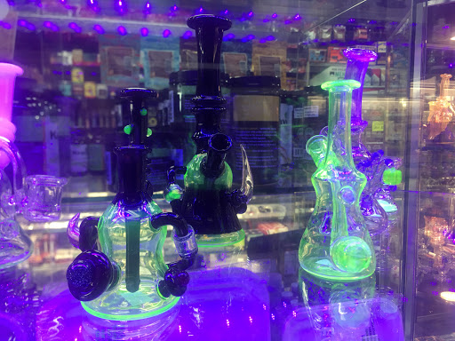 Tobacco Shop «Auburn Smoke Shop», reviews and photos, 2420 Grass Valley Hwy, Auburn, CA 95603, USA