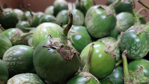 Asian Grocery Store «Asian Supermarket», reviews and photos, 733 E Archwood Ave, Akron, OH 44306, USA