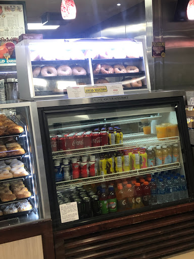 Donut Shop «Yum Yum Donuts», reviews and photos, 320 17th St, Santa Ana, CA 92706, USA