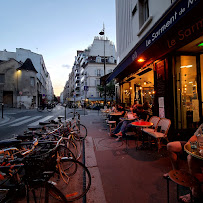 Atmosphère du Restaurant Le Sarment de Montmartre à Paris - n°2