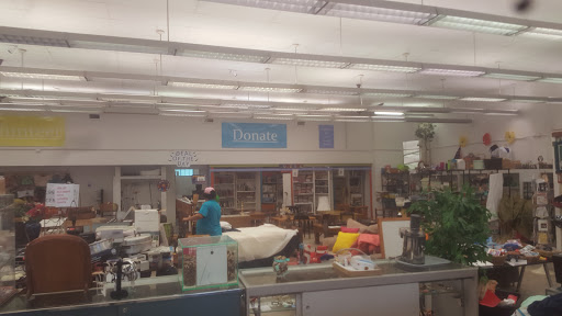 Thrift Store «St Vincent De Paul Society», reviews and photos, 5236 Cedar St, Bellaire, TX 77401, USA