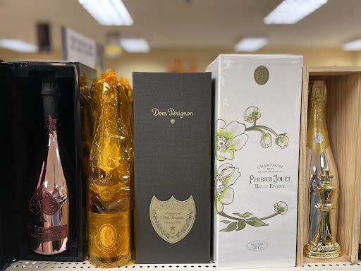 Liquor Store «Peavine Wine & Spirits», reviews and photos, 745 Peavine Rd, Crossville, TN 38571, USA