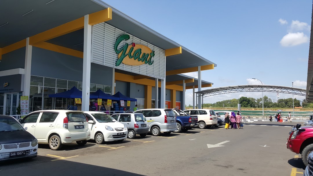 Giant Superstore Keningau Sabah Di Bandar Keningau