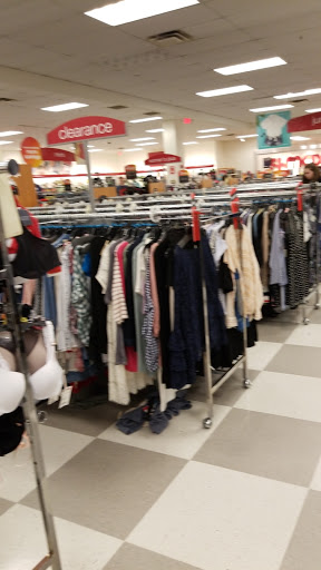 Department Store «T.J. Maxx», reviews and photos, 124 Salmon Brook St, Granby, CT 06035, USA