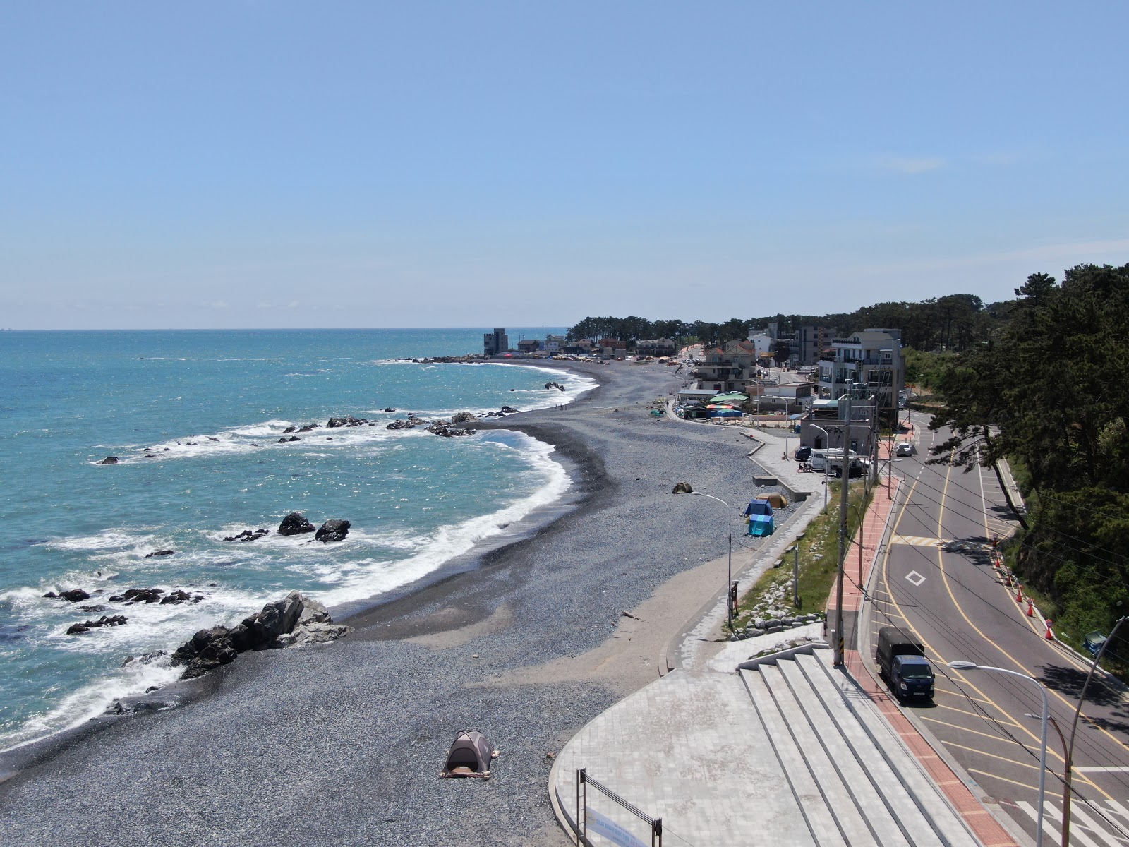 Fotografija Jujeon Beach z prostorna obala