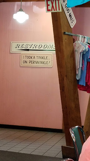 Shopping Mall «Tahitian Gardens», reviews and photos, 1975 Periwinkle Way, Sanibel, FL 33957, USA