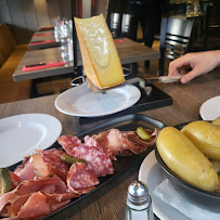 Raclette du Restaurant Omeletterie La Poêle à Chamonix-Mont-Blanc - n°16