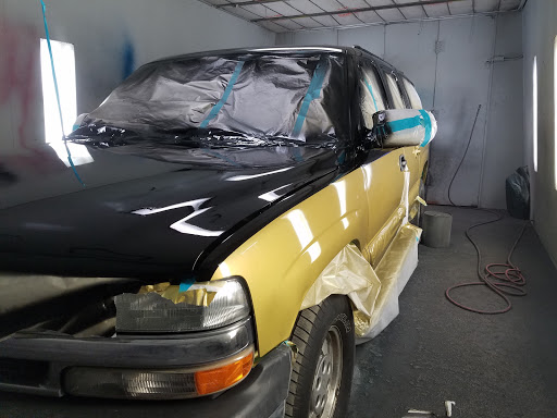 Auto Body Shop «Maaco Collision Repair & Auto Painting», reviews and photos, 15608 E 17th Ave, Aurora, CO 80011, USA