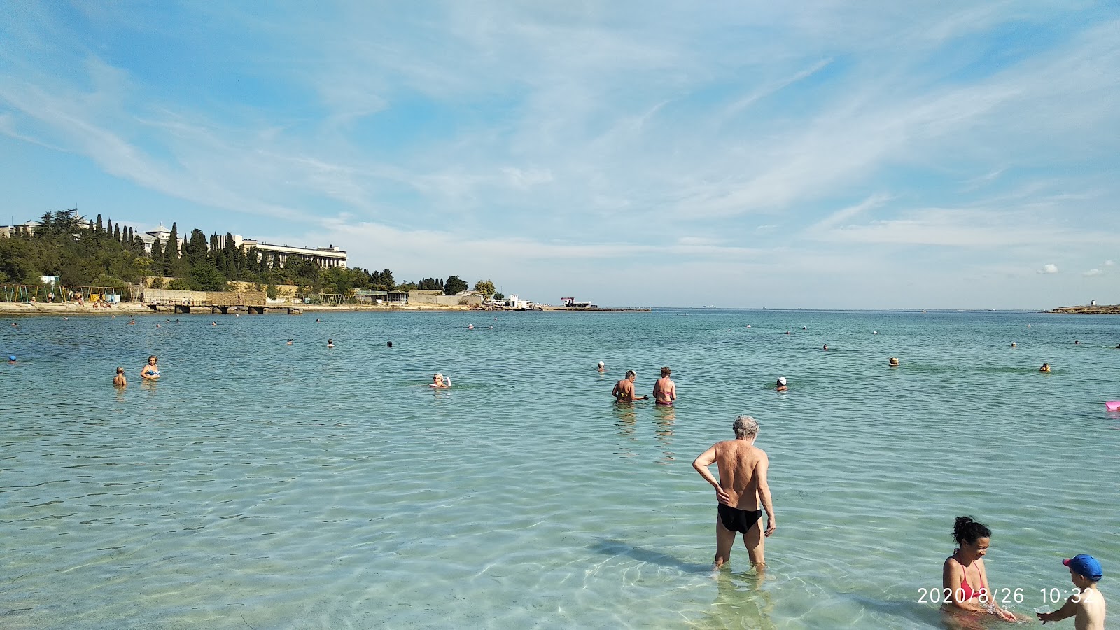 Foto af Omega beach med rummelige multi -bugter