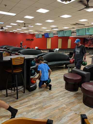 Bowling Alley «Fort Belvoir Bowling Center», reviews and photos, 5975 Middleton Rd, Fort Belvoir, VA 22060, USA