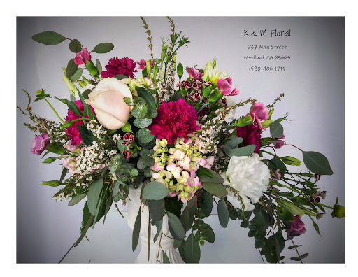 Florist «K & M Floral & Interior Plant Designs», reviews and photos, 537 Main St, Woodland, CA 95695, USA