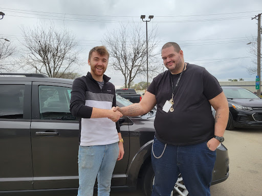 Used Car Dealer «Capital City Motor Company», reviews and photos, 2110 E University Ave, Des Moines, IA 50317, USA