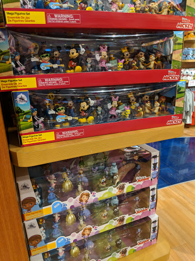 Toy Store «Disney Store», reviews and photos, 500 W Farms Mall, Farmington, CT 06032, USA