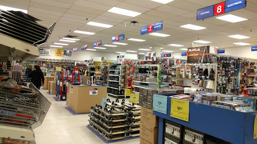 Hardware Store «Harbor Freight Tools», reviews and photos, 2487 S Seneca St, Wichita, KS 67217, USA