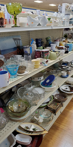 Thrift Store «St Vincent», reviews and photos, 310 Central Ave N, Kent, WA 98032, USA