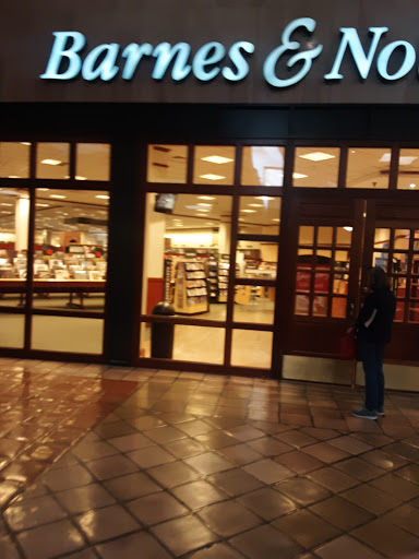 Shopping Mall «Foothills Mall», reviews and photos, 7401 N la Cholla Blvd, Tucson, AZ 85741, USA