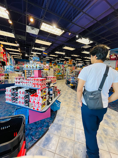 Gift Shop «Jungle Falls Gift Shop», reviews and photos, 5265 W Irlo Bronson Memorial Hwy, Kissimmee, FL 34746, USA