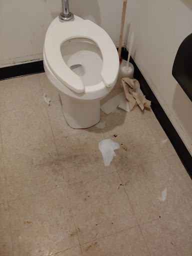 Variety Store «Five Below», reviews and photos, 5500 US-14, Crystal Lake, IL 60014, USA