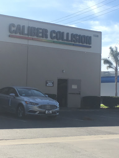 Auto Body Shop «Caliber Collision», reviews and photos, 11528 Martens River Cir, Fountain Valley, CA 92708, USA