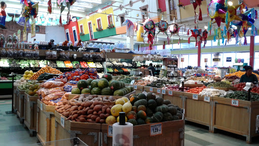 Grocery Store «Mi Pueblo Food Center # 20», reviews and photos, 727 1st St, Gilroy, CA 92020, USA