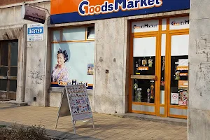 Goods Market image