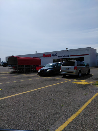 Grocery Store «Save-A-Lot», reviews and photos, 250 E Roosevelt Ave, Battle Creek, MI 49037, USA