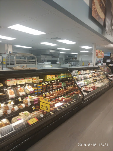Grocery Store «Food Lion», reviews and photos, 14811 Spotswood Trail, Elkton, VA 22827, USA