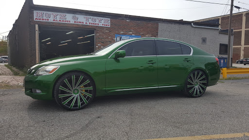 Car Stereo Store «Noyz & Toyz», reviews and photos, 7825 Lorain Ave, Cleveland, OH 44102, USA