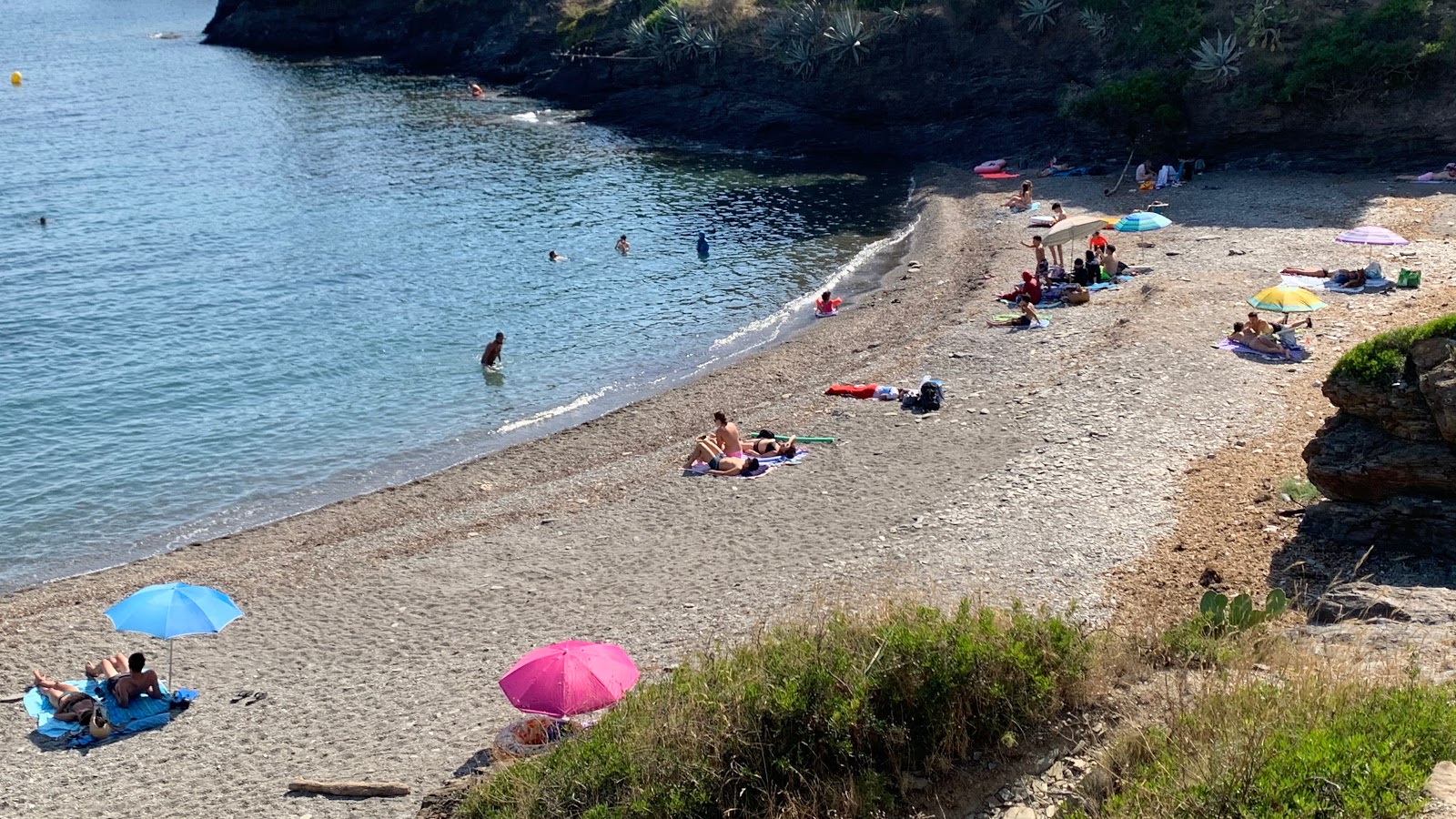 Photo of Cala Calitjas with partly clean level of cleanliness