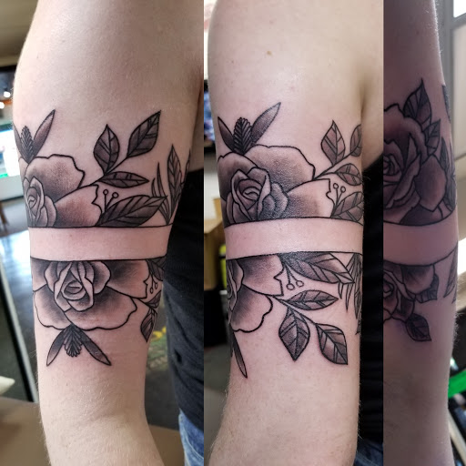 Tattoo Shop «Tattoo Voodoo», reviews and photos, 3617 Lincoln Hwy E, Thorndale, PA 19372, USA