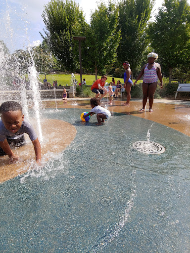 Water Park «Historic Fourth Ward Park Splash Pad», reviews and photos, 800 Dallas St NE, Atlanta, GA 30308, USA