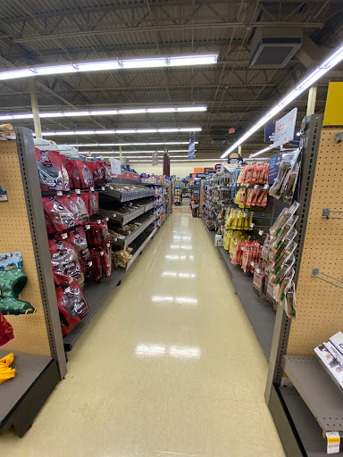 Pet Supply Store «Petco Animal Supplies», reviews and photos, 1412 S Main Chapel Way, Gambrills, MD 21054, USA